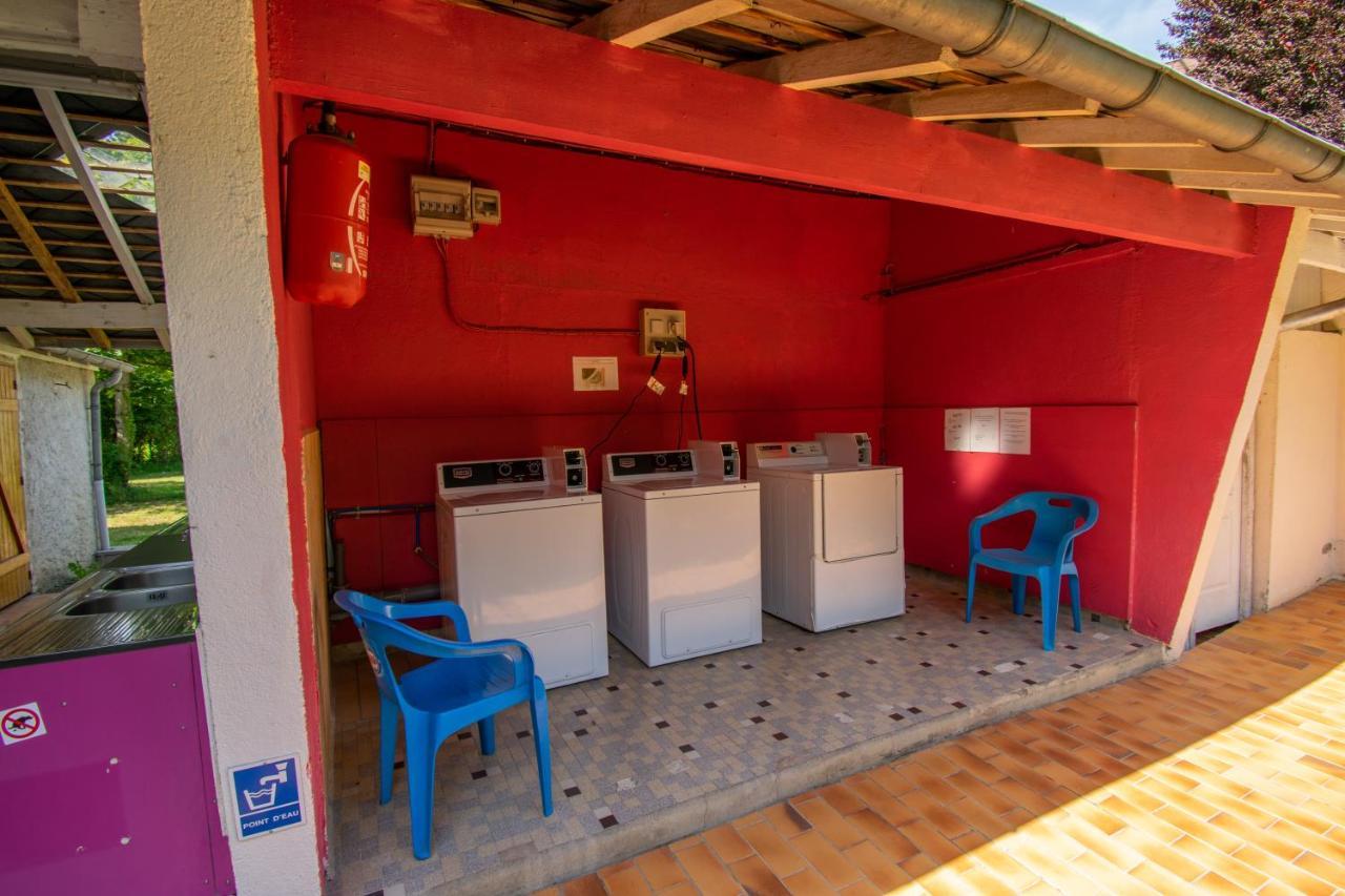 Camping Des Bains Saint-Honoré Eksteriør billede