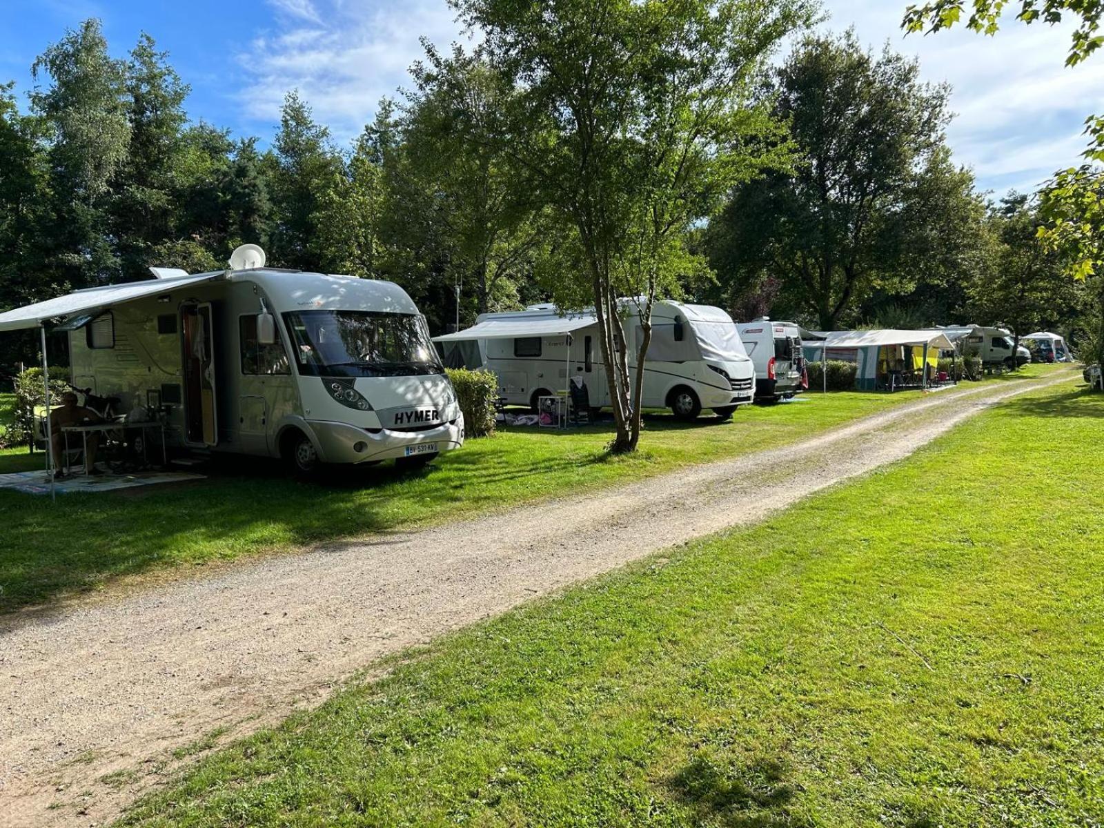 Camping Des Bains Saint-Honoré Eksteriør billede